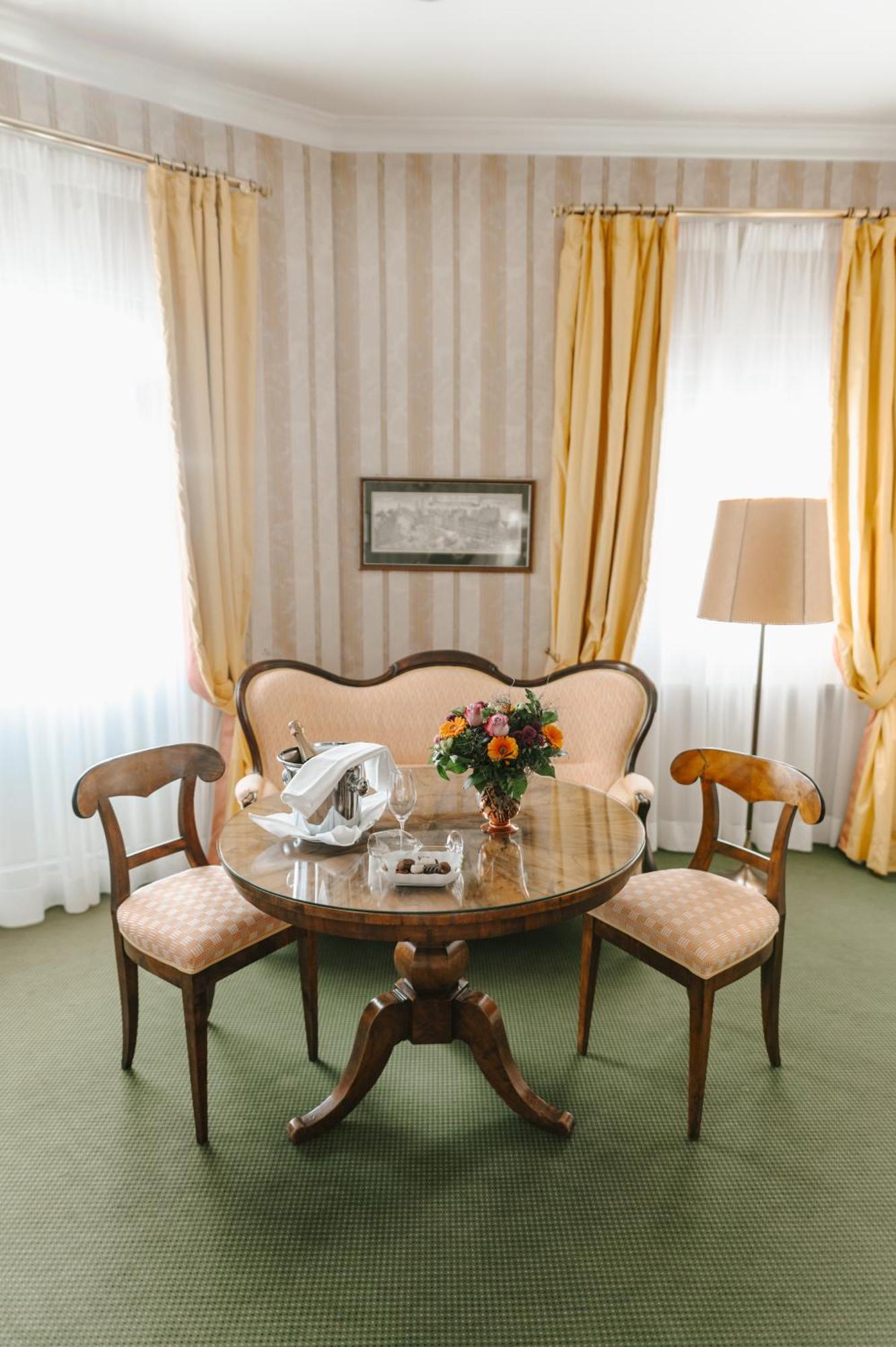 Romantik Hotel Zur Post Fuerstenfeldbruck Luaran gambar
