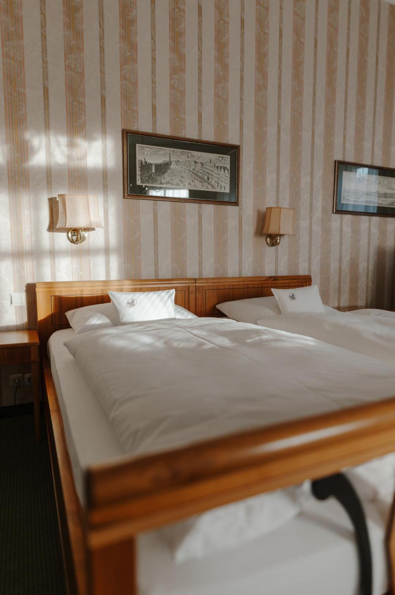 Romantik Hotel Zur Post Fuerstenfeldbruck Luaran gambar